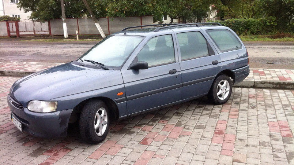 Ford Escort 1.8 TD 4