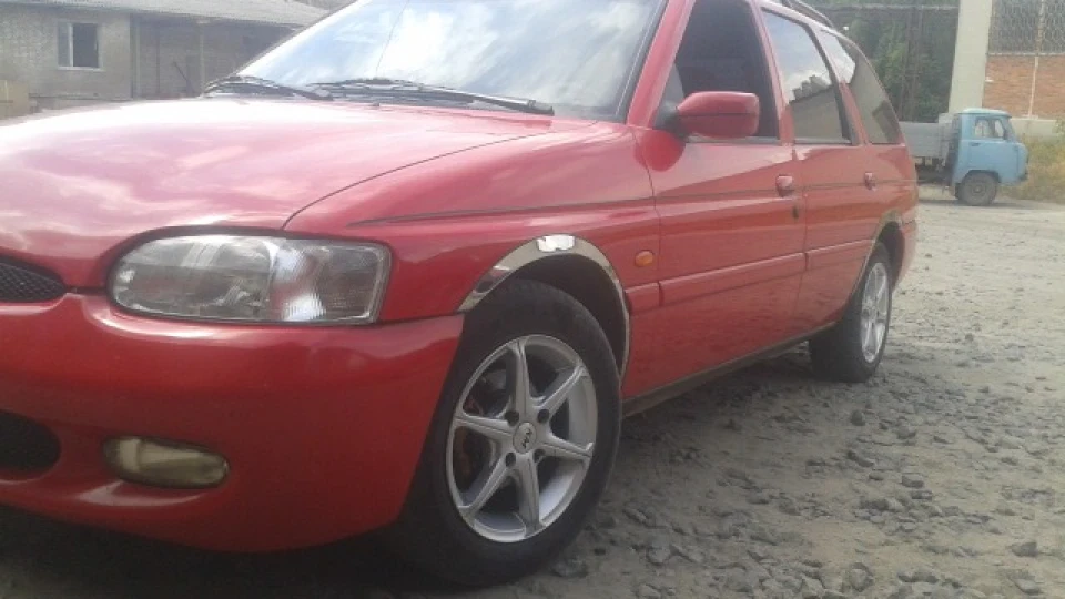 Ford Escort 1,8 тд 2