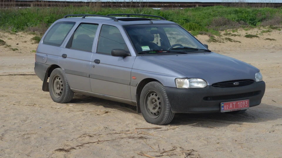 Ford Escort "assistant" 2