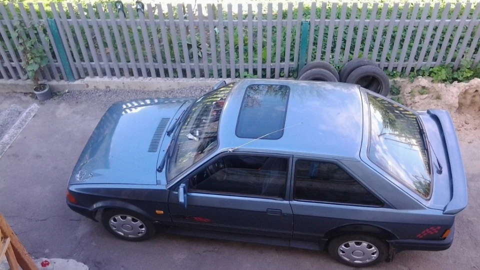 Ford Escort "blue coupe"🚗💜 2