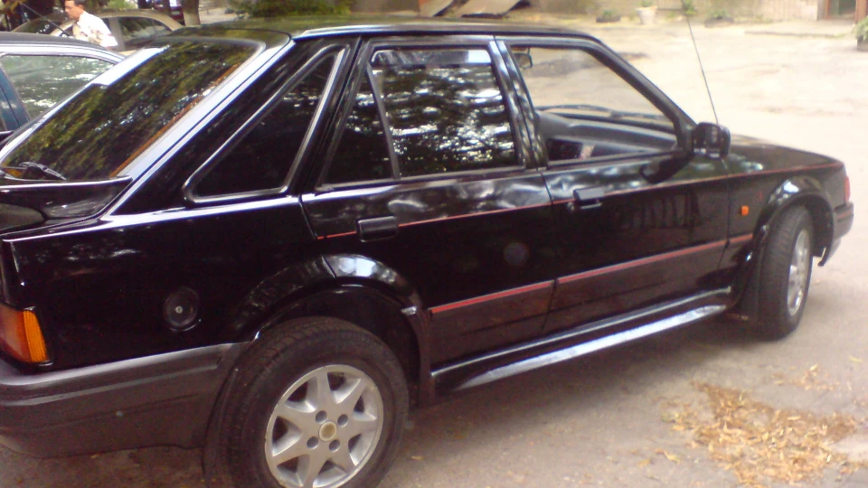 Ford Escort Бойова машина Жужа)) 2