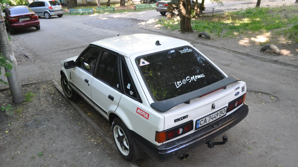 Ford Escort "Bride" 4
