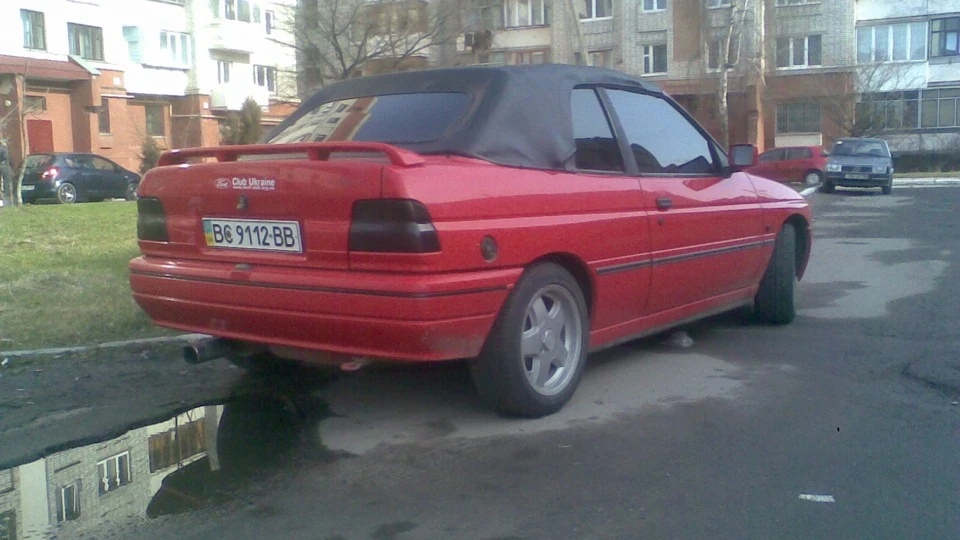 Ford Escort cabrio 2