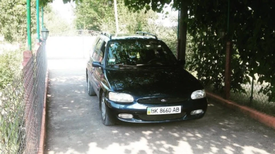 Ford Escort Дракон