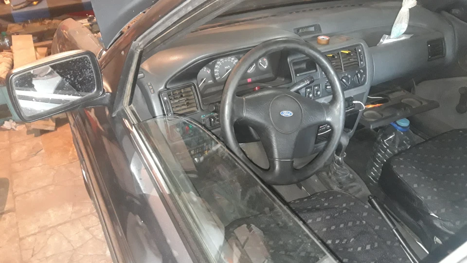 Ford Escort Генрі 4