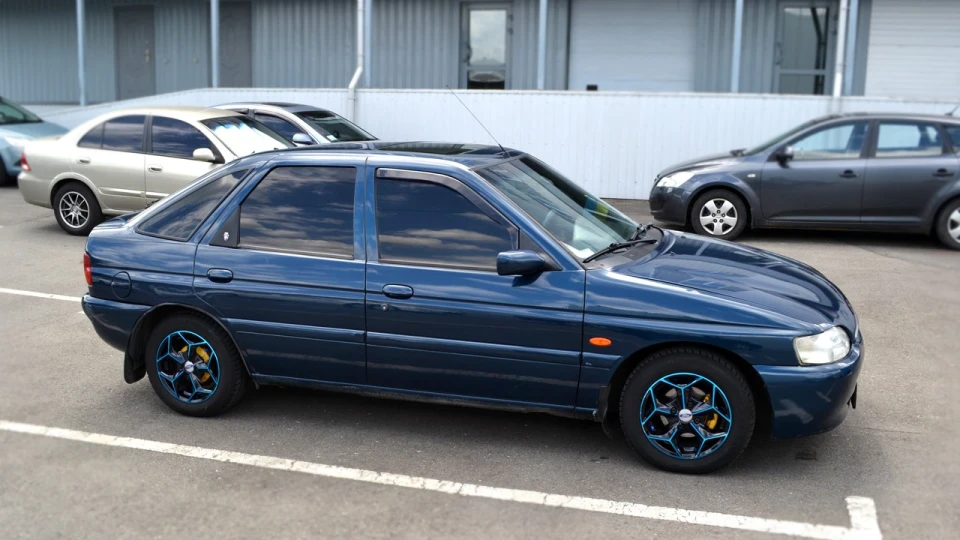 Ford Escort Ghia / КросаФФчег 4