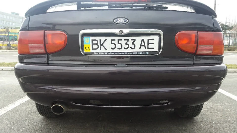 Ford Escort Ghia 5