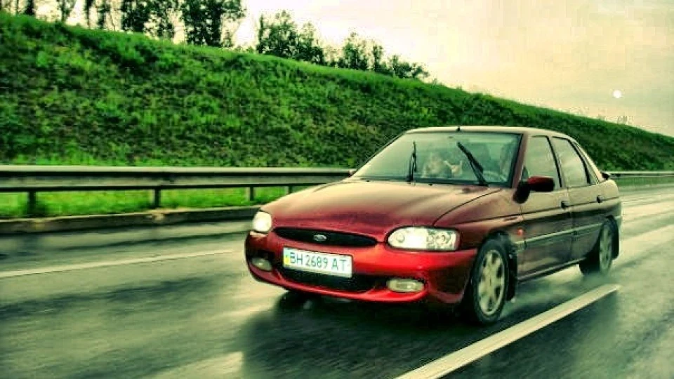 Ford Escort Ghia㋡