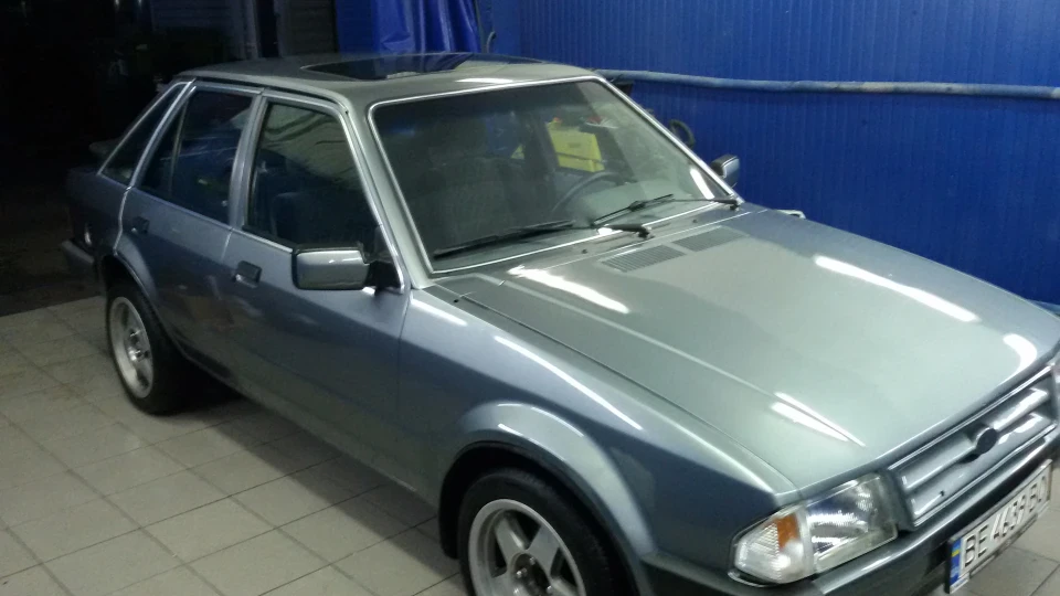 Ford Escort GRAFIT 2