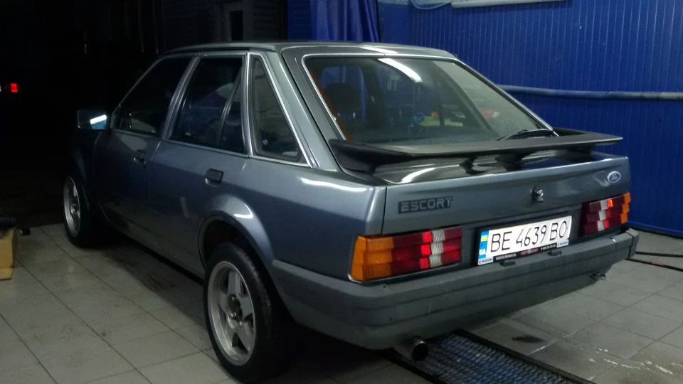 Ford Escort GRAFIT 5