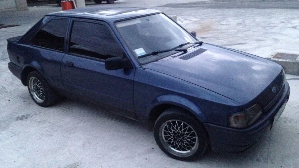 Ford Escort "Hot Hatch Сoupe"