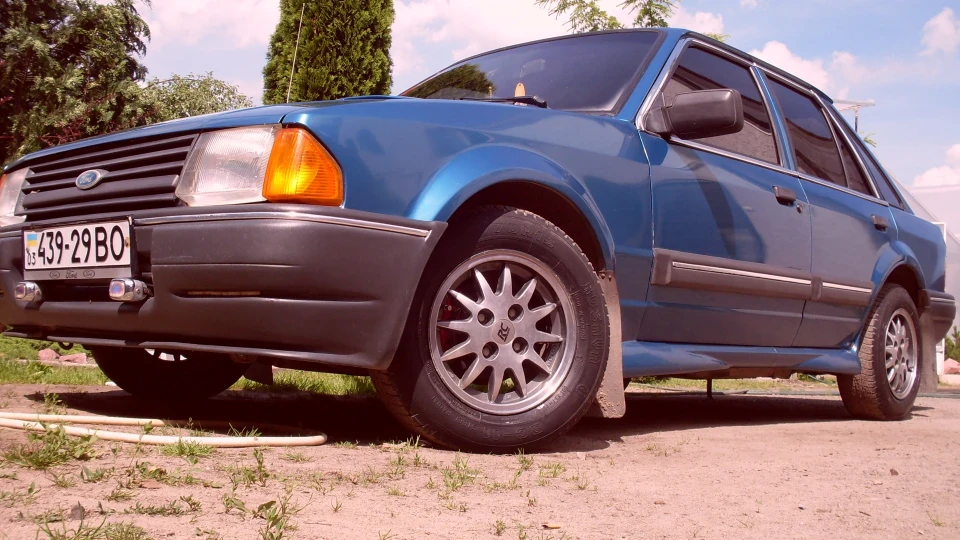 Ford Escort Laser 1.6D 2