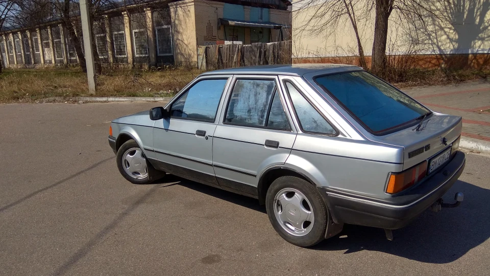 Ford Escort Ластівка 3