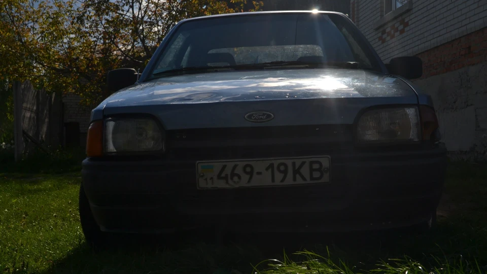 Ford Escort дрібний-_- 3