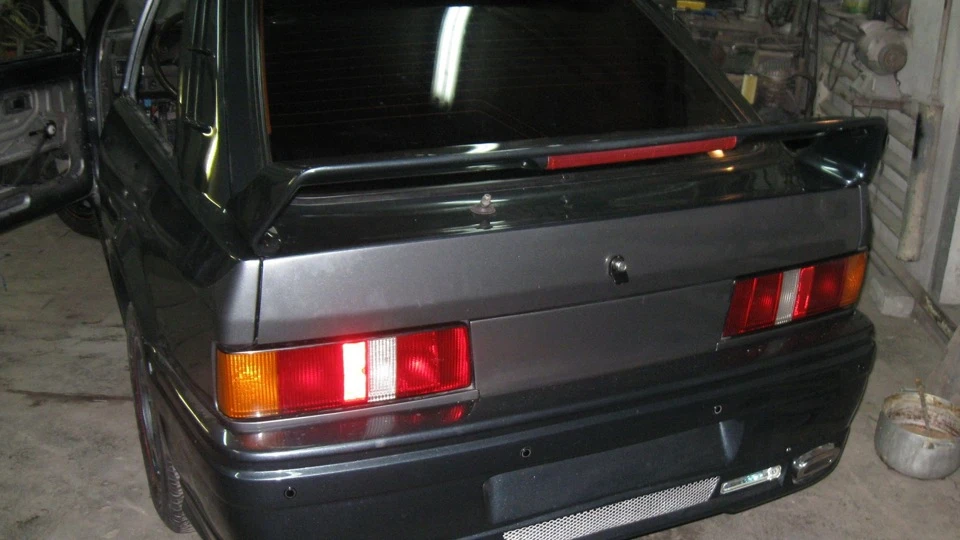 Ford Escort MK III (1985) MAD PONY 3
