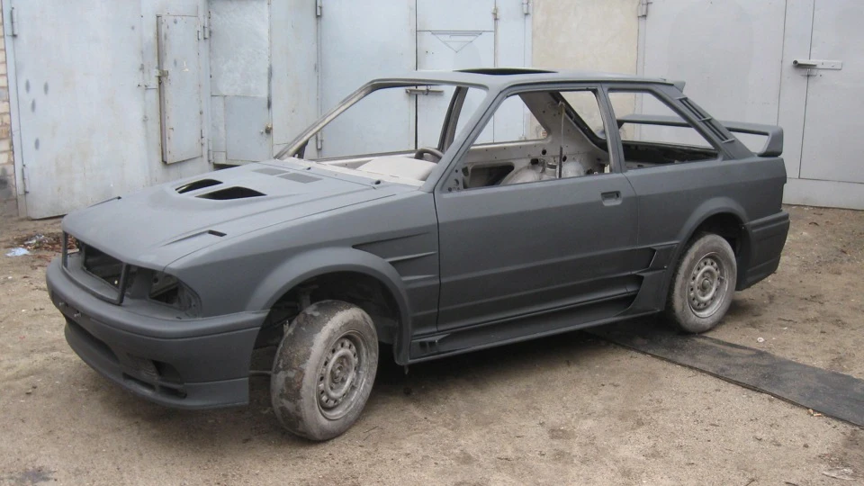 Ford Escort MK III (1985) MAD PONY 5