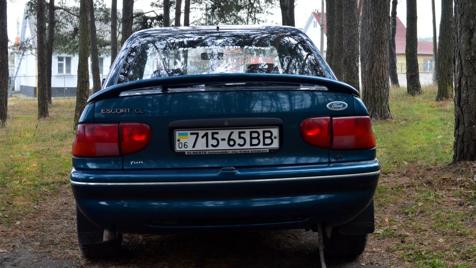 Ford Escort MK VI 2