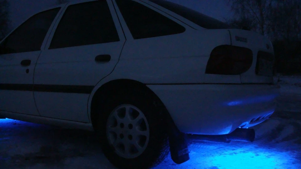 Ford Escort mk7 Ghia 5