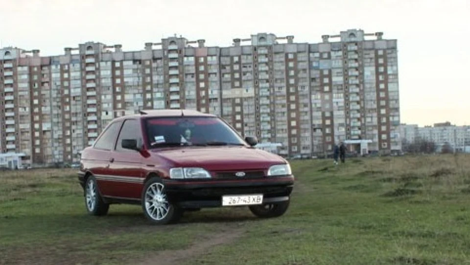 Форд Ескорт монька 3