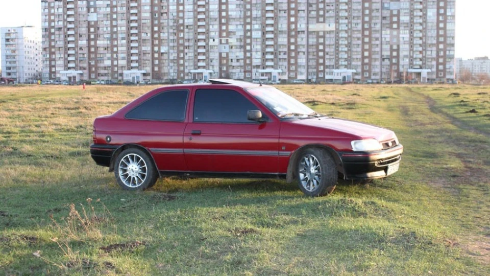 Форд Ескорт монька 4
