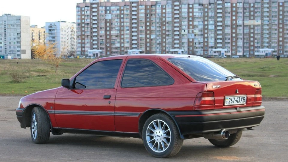 Форд Ескорт монька 5