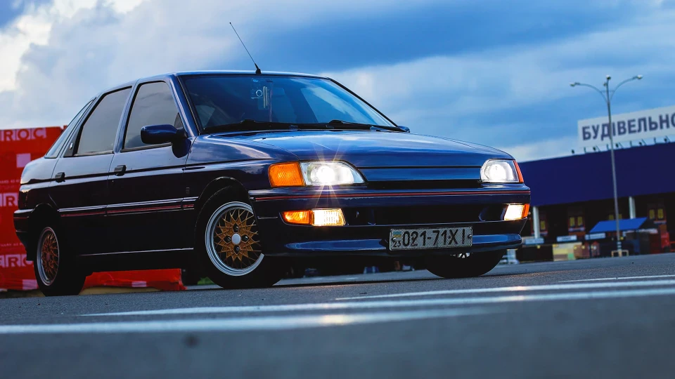 Ford Escort Музична скринька🔊😎 4