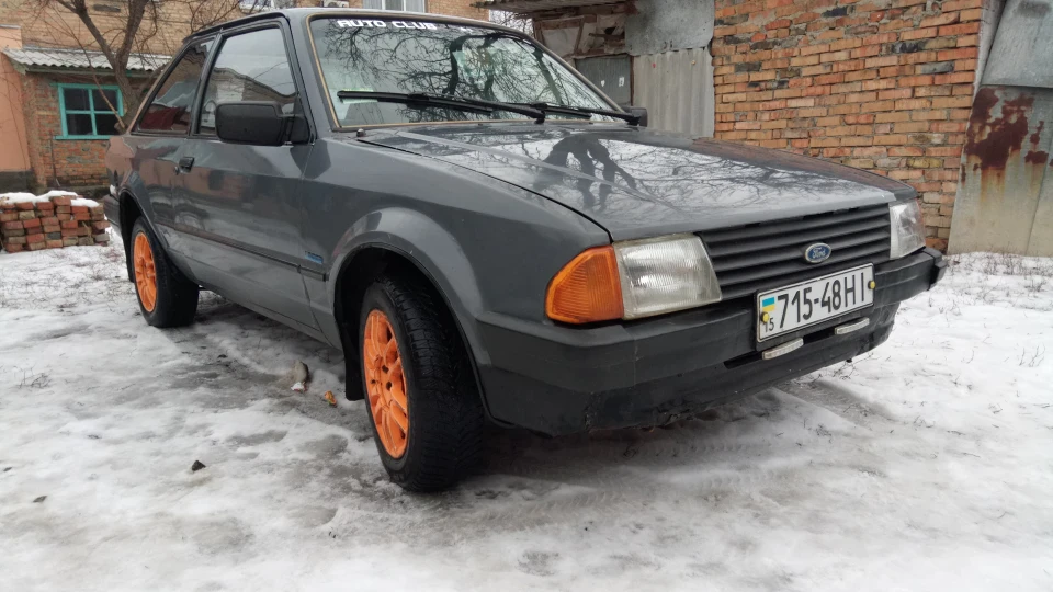 Ford Escort Перспективна табуретка 2