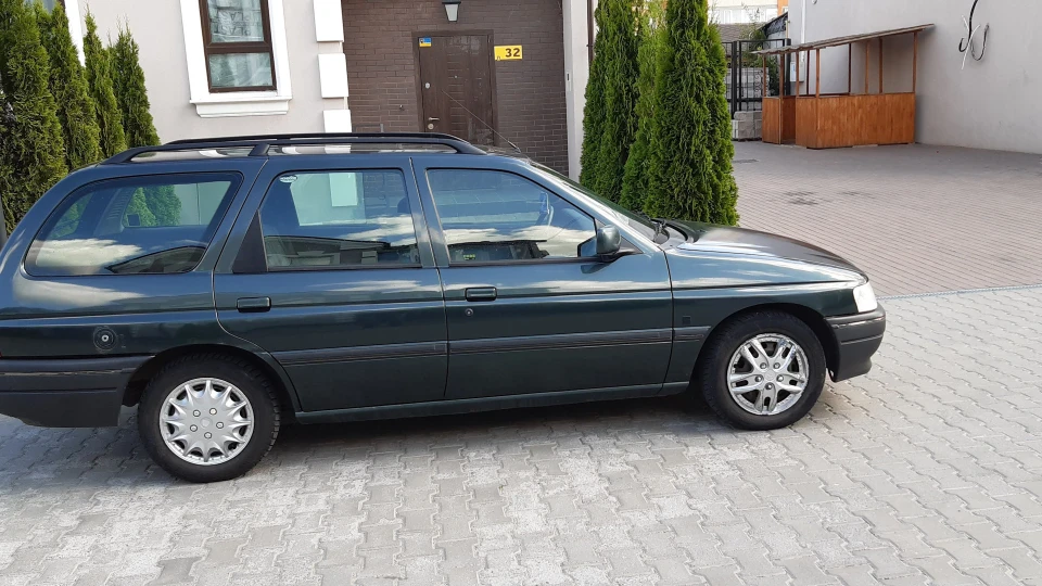 Ford Escort перший універсал 5