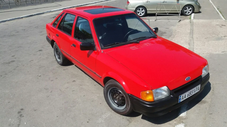 Ford Escort Phoenix 3