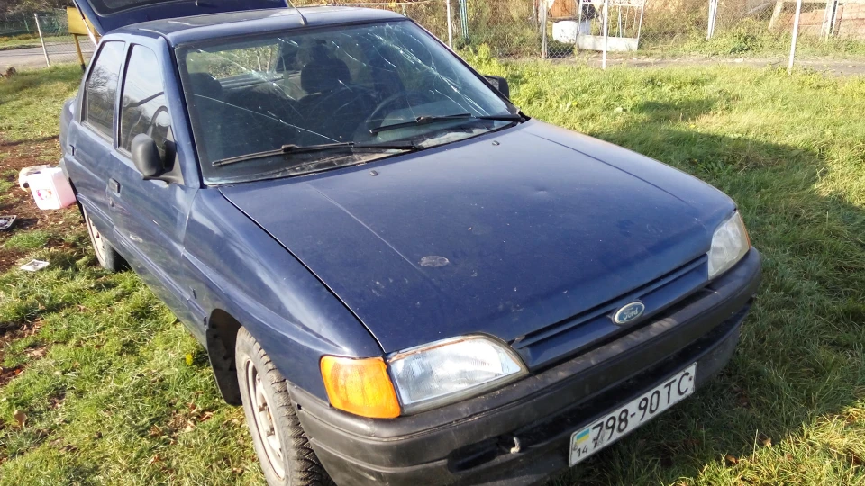 Ford Escort Поки що улюбленець )