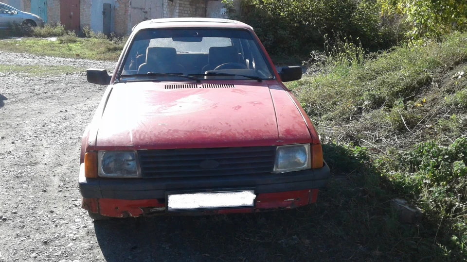 Ford Escort приїхала машина на болти 3