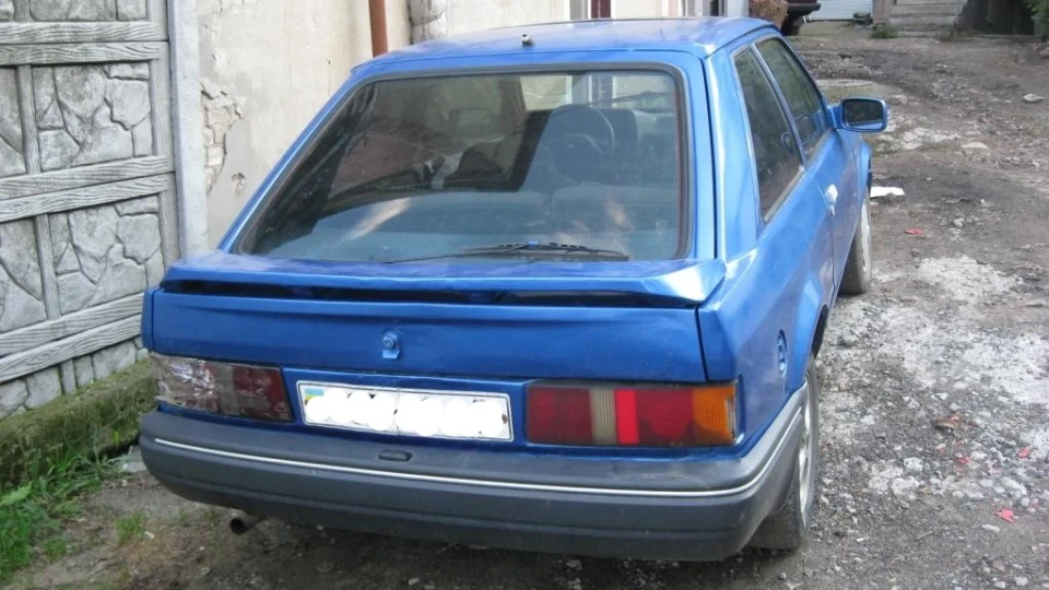 Ford Escort розбираю на болти
