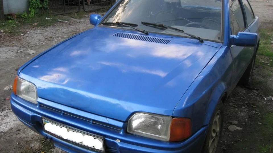 Ford Escort розбираю на болти 5