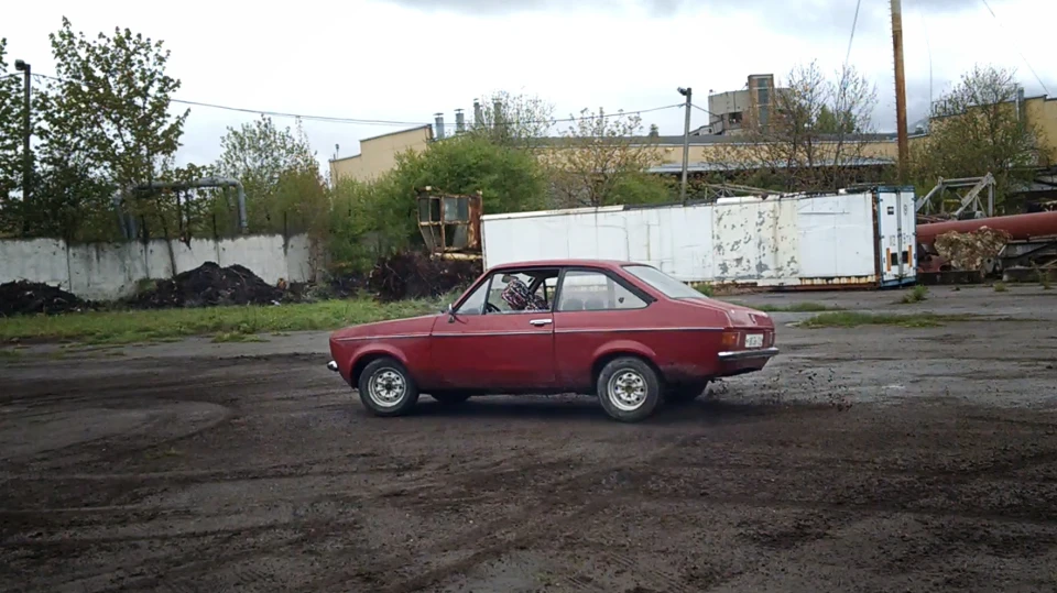 Ford Escort red coupe