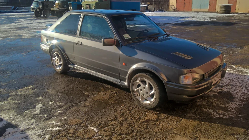 Ford Escort RS TURBO 1.6 3