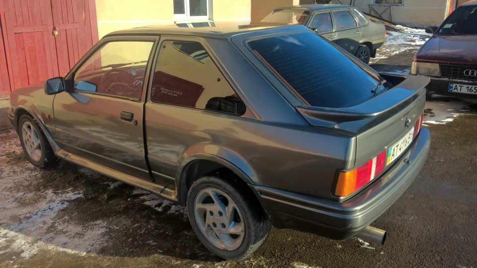 Ford Escort RS TURBO 1.6 5