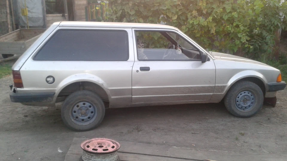 Ford Escort Сафарі 1.6I 2