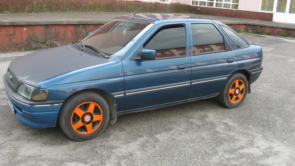 Ford Escort СиNя4оk 1.4 4