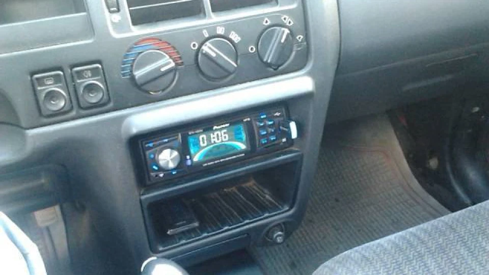 Ford Escort синій метал 5