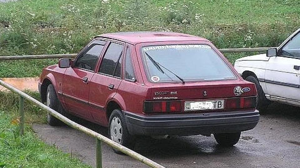 Ford Escort Супермобіль