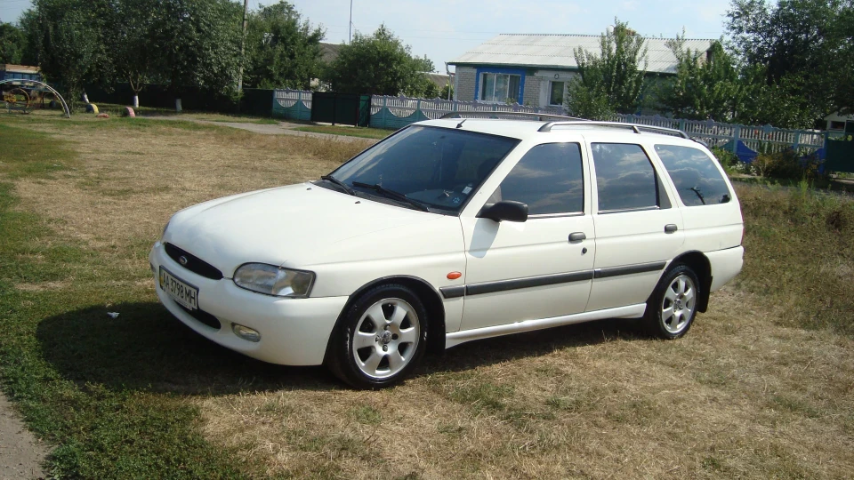 Ford Escort Turnier 1.8TD Продано 2