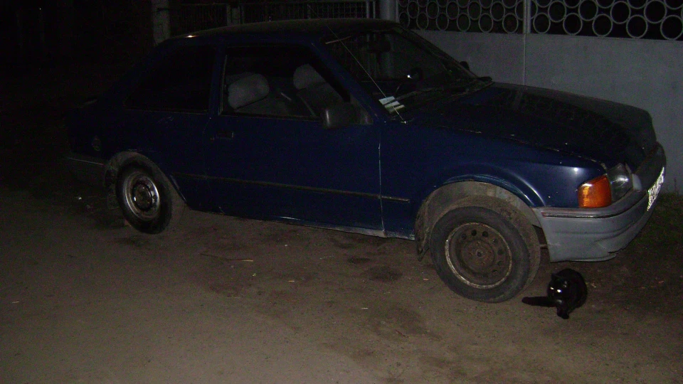 Ford Escort вже 1.6) 2