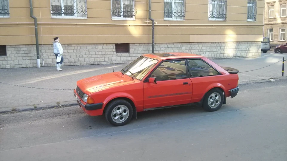 Ford Escort XR3 5