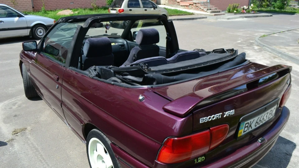 Ford Escort xr3i cabrio 2