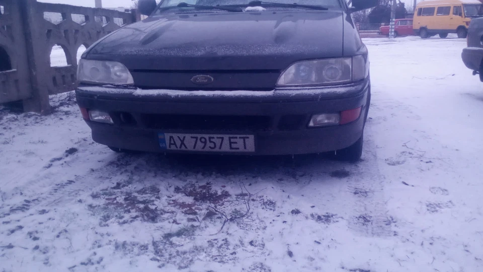 Ford Escort XR3i 4