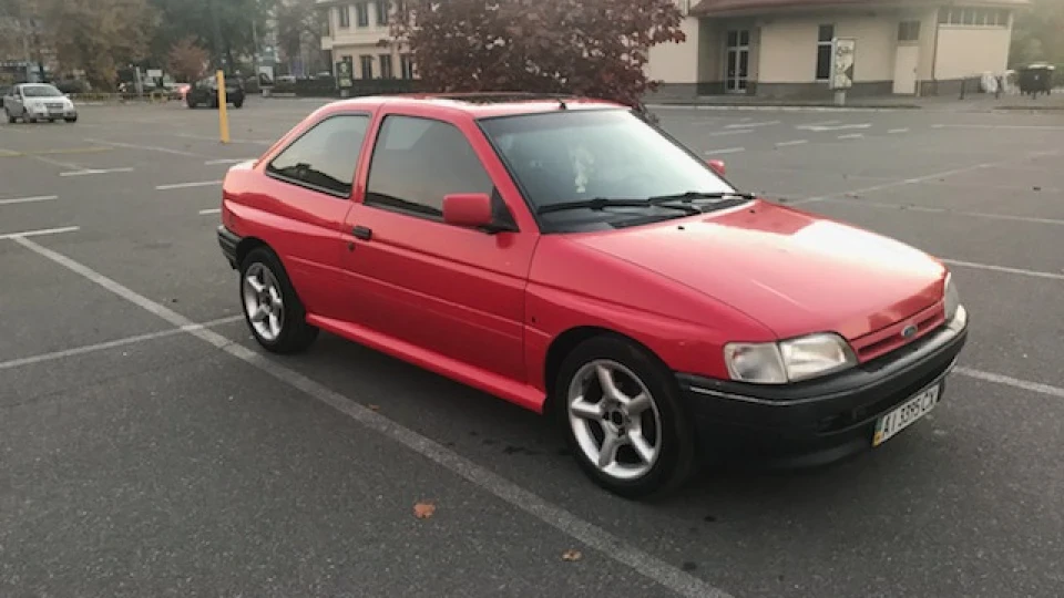 Ford Escort XR3i 4