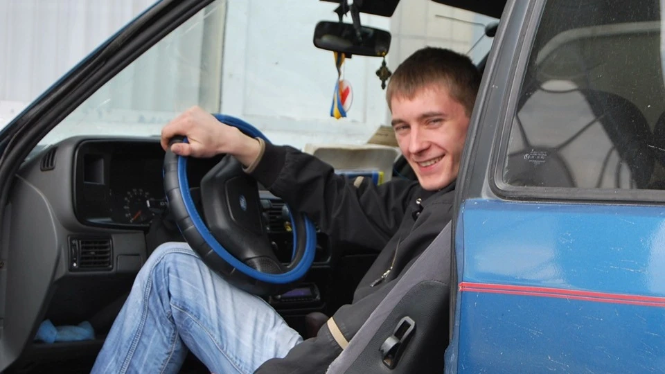 Ford Escort XRЗi 1.6i 3