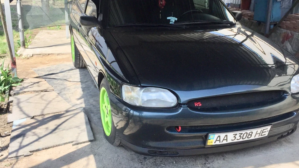 Ford Escort Zeteck 1.6 4
