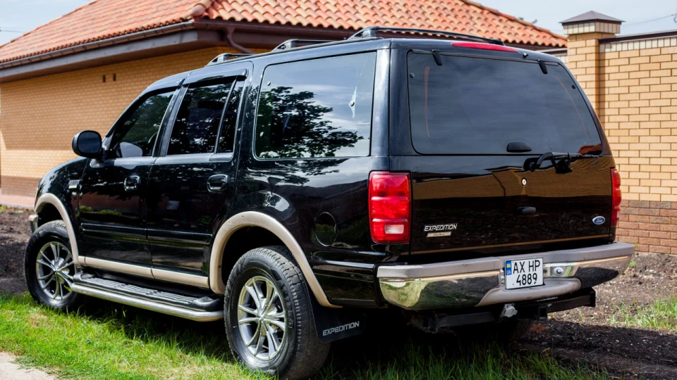 Ford Expedition 3