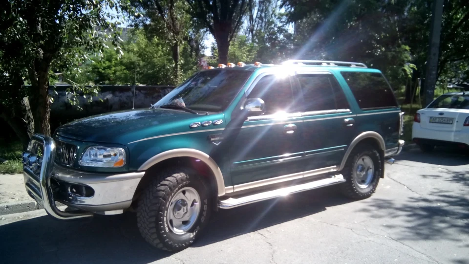 Ford Expedition Chrome Custom 5